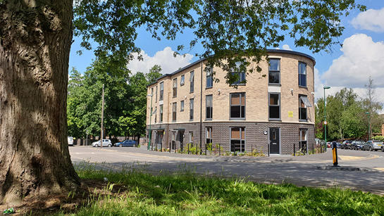 Architecture With Curves At Garnet House 1600