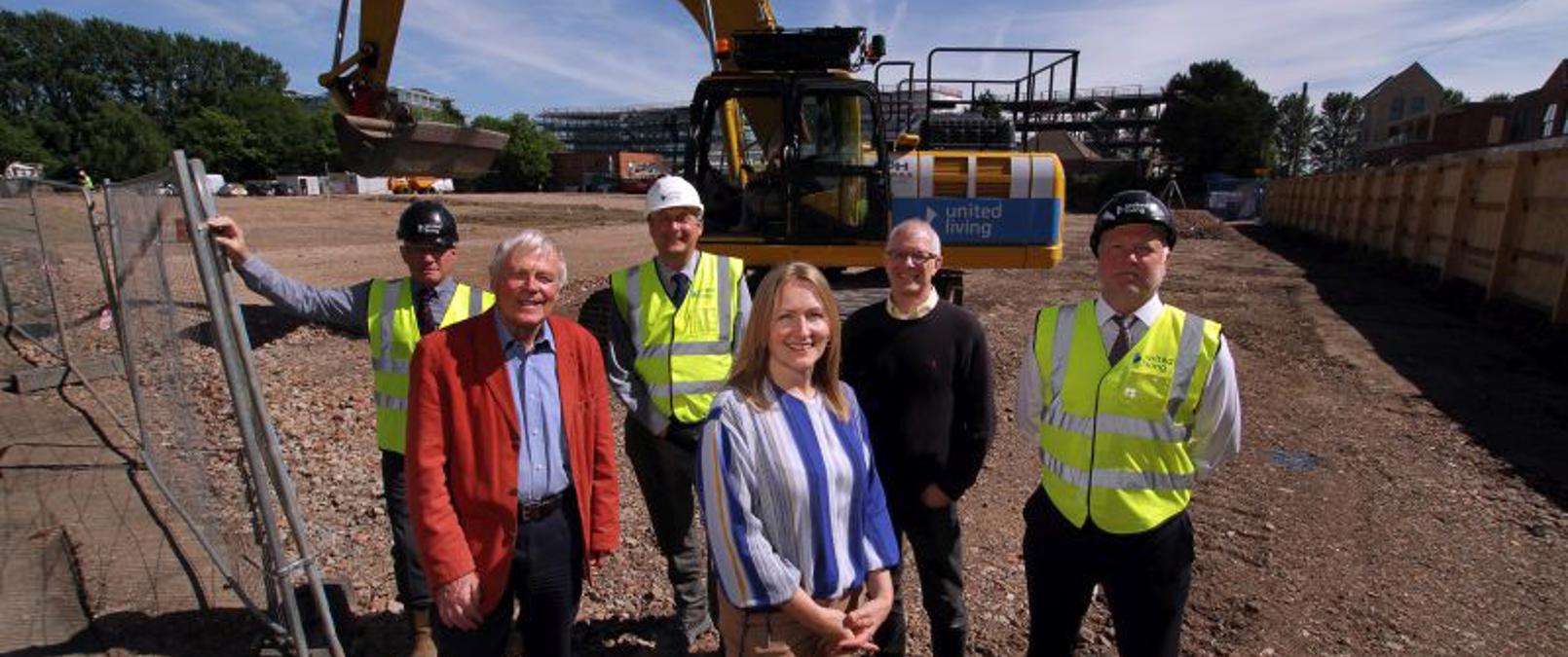 Colleagues On New Development Site (1)